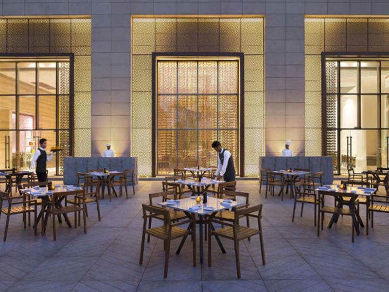 Jw Marriott Mumbai Sahar Restaurant