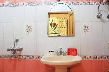 Oyo Premium Shivalik Nagar Haridwar 