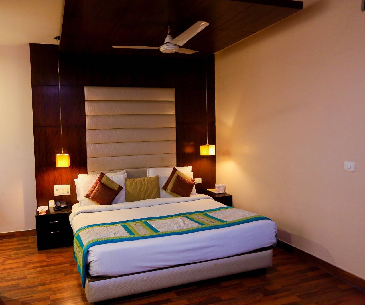 Millennium Hotel 