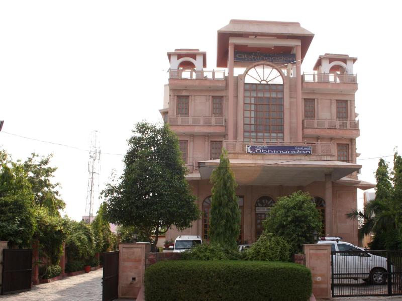 Hotel Abhinandan 