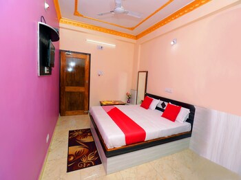 Oyo 13485 Hotel New Jasmine Guestroom