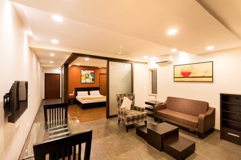 Zondela Inn Luxury Apartments 