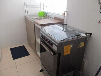 Condominio Marina (كوندومینیو مارینا) In-Room Kitchen