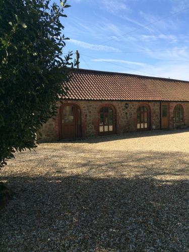 The Old Stables ( اولد استابلس) 