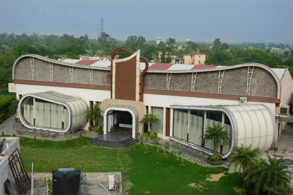 Hotel Ajuba Residency 