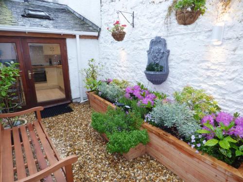 Vineyard Cottage 