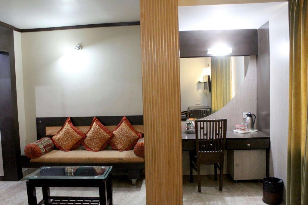 Oyo 3063 Crystal Residency 