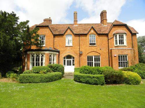 The Old Rectory Serviced Apartment 