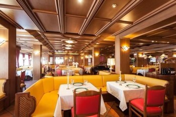 Hotel Splendid (هتل اسپلندید) Restaurant