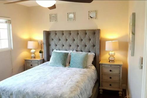 Orange Apartment 10664 
