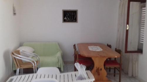 Apartment Luka Dubrava 14187a 