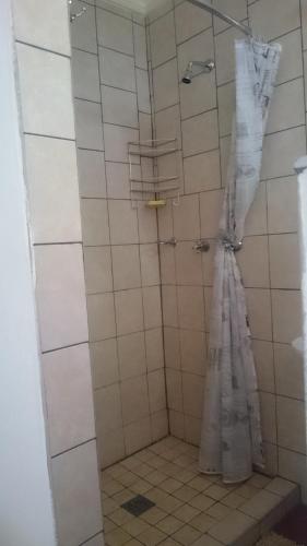 Ametis Guest Farm (آمتیس گست فارم) 