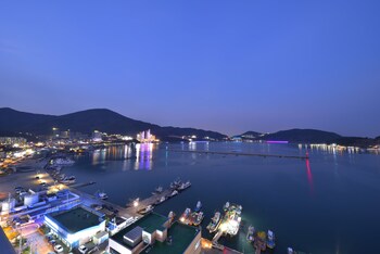 Geoje Jisefo Family Residence View from Hotel