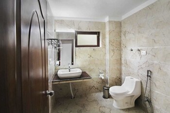 () Bathroom  () Bathroom