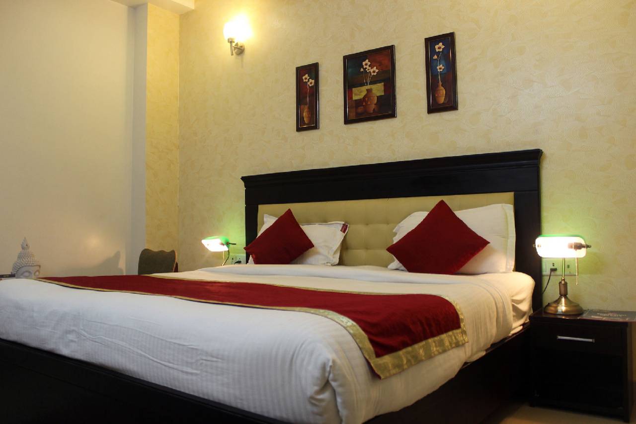 Oyo Premium Mukti Dham Rishikesh 