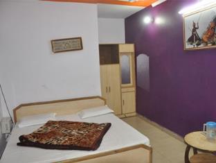 Hotel Jimmy Haridwar 