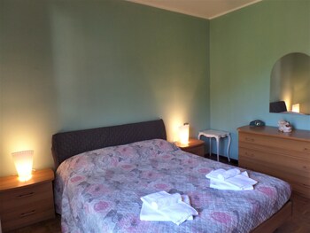 Appartamento Raffaello Guestroom