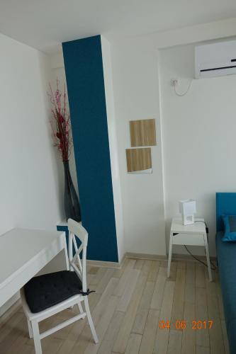 Apartment Blue (آپارتمان بلو) 