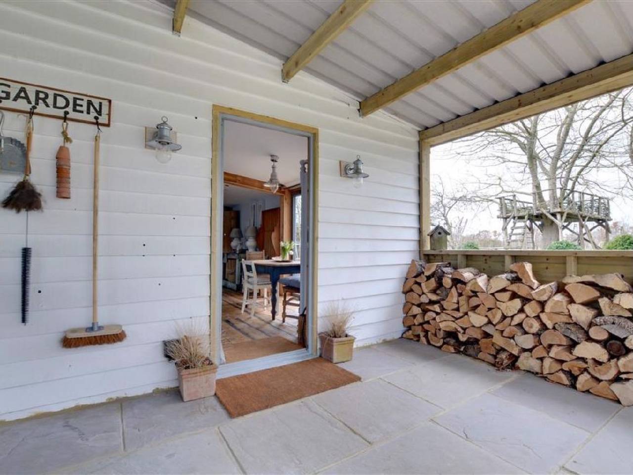 Holiday Home Little Nut 
