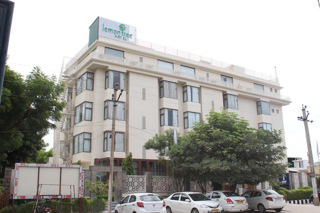 Lemon Tree Hotel Alwar 