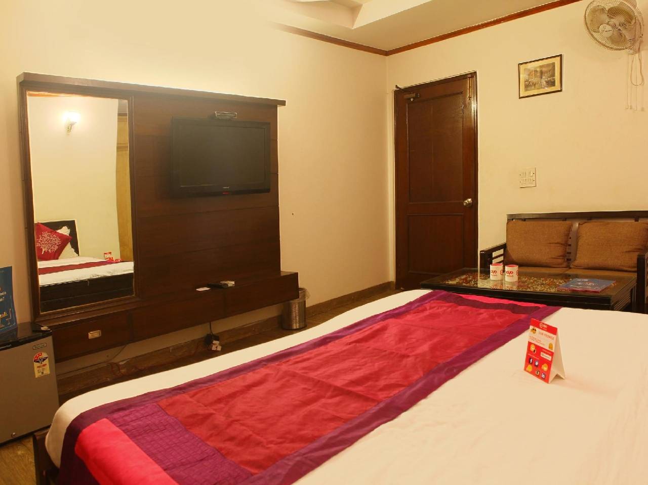 Oyo Rooms Sikanderpur Metro Dlf Phase 2 