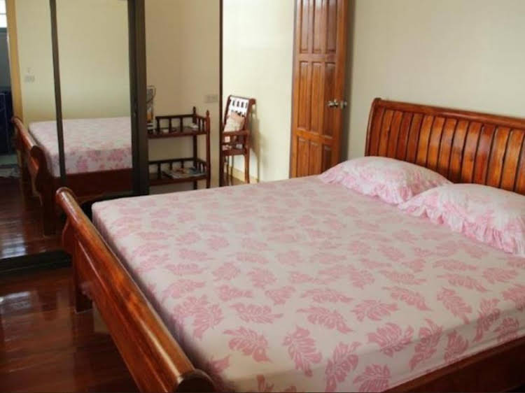 Ban Sulada Guest House 