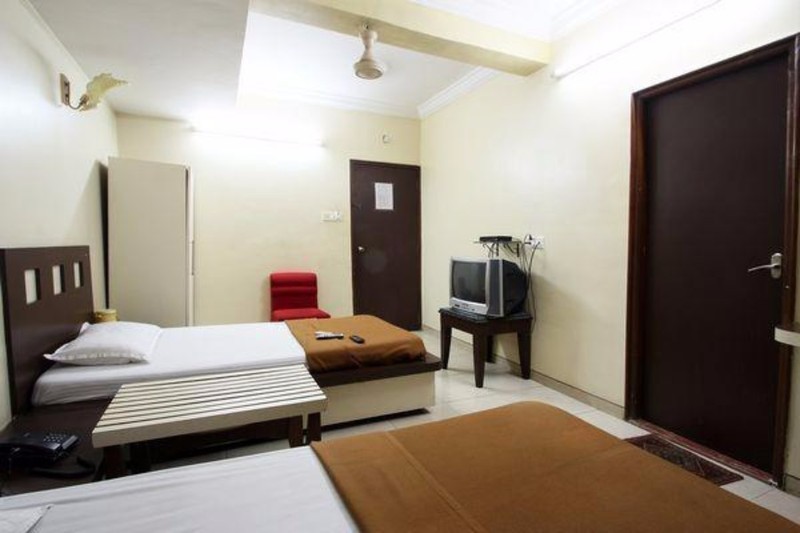 Hotel Neelkiran Room