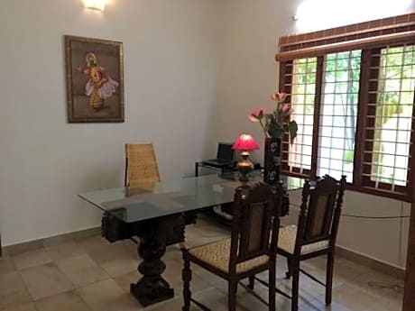 Alamanda Guest House 
