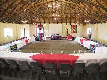 Emafini Country Lodge Meeting Facility