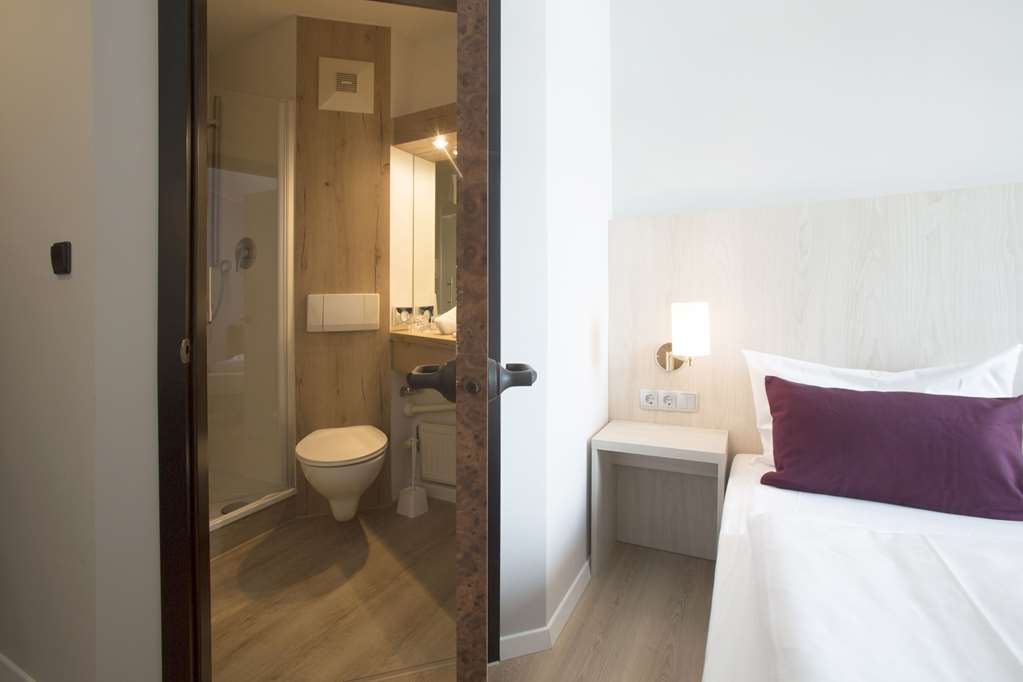 Arthotel Ana Nautic Guest room