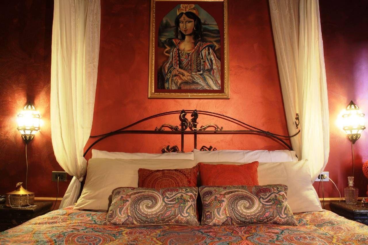Mirabilia Arab House 
