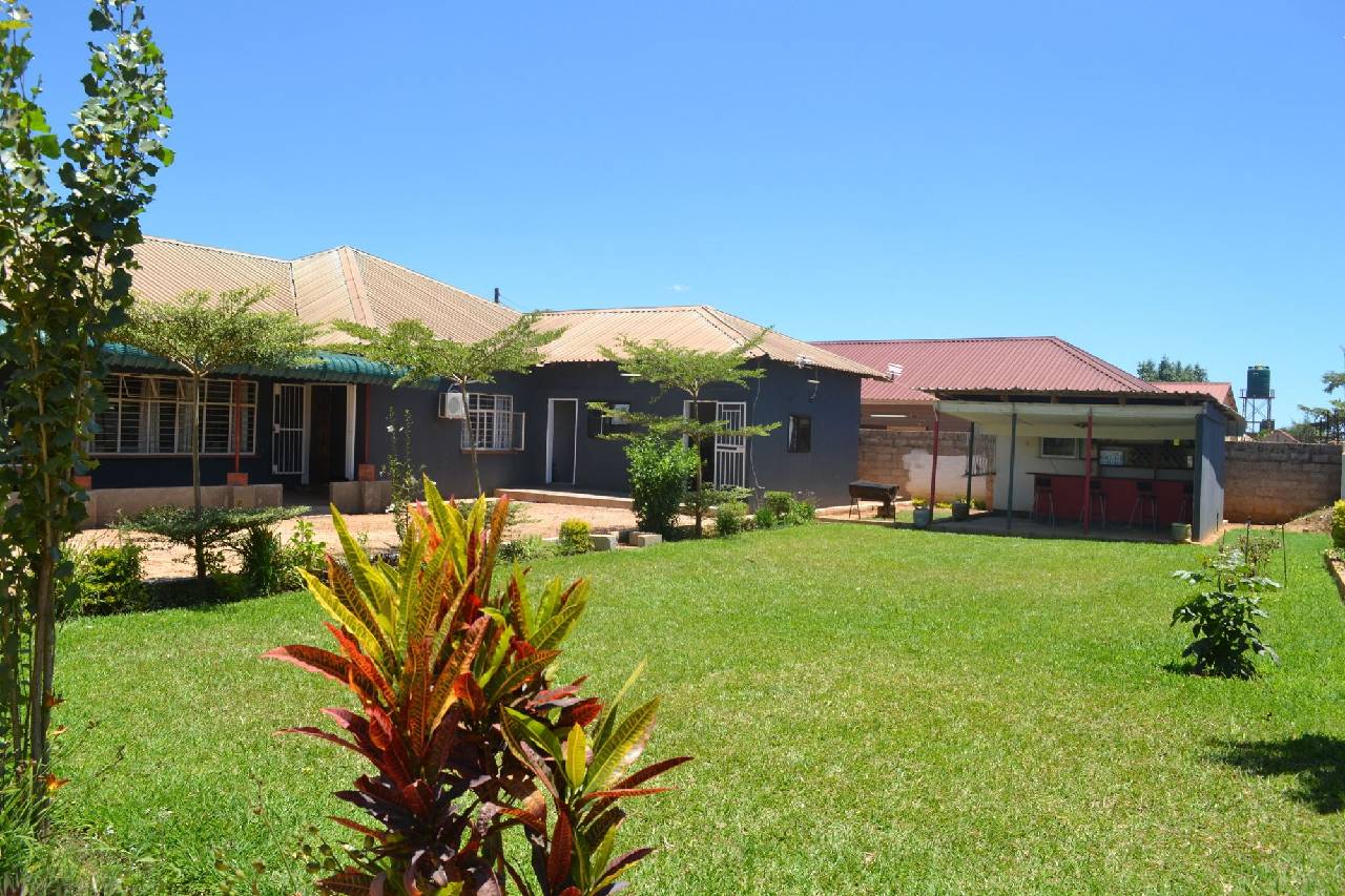 Honeybed Lodge 