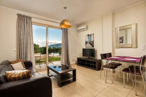 Mia Apartment Hotel Description