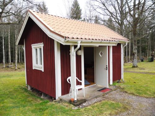 Orrefors Stugby O Vandrarhem (اورفورس استوگبی او واندرارهم) 