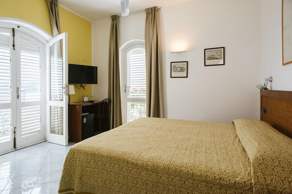 Hotel Punta Scario 