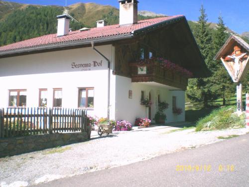 Sesvennahof 
