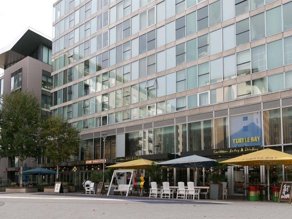 Chelsea House 
