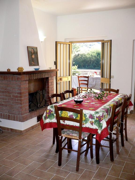 Podere Santa Maria (پودر سانتا ماریا) 