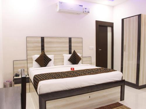 Oyo 3202 Hotel Gayatri Residency Hotel Description