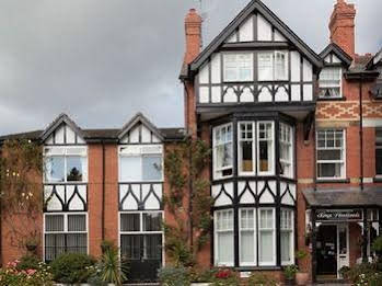 Bryn Woodlands House 