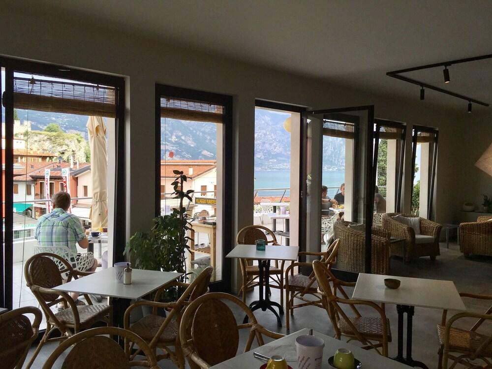 Hotel Peler 