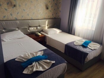 Twenty One Hotel Guestroom