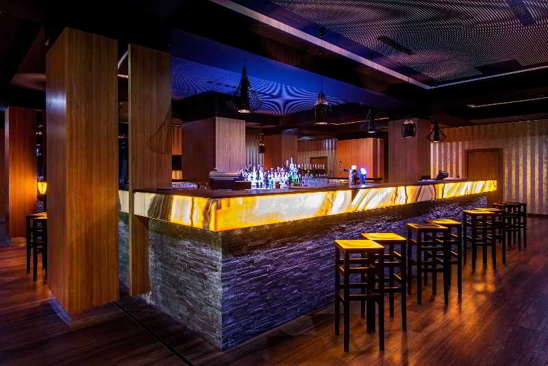 Arlamow Hotel Bar