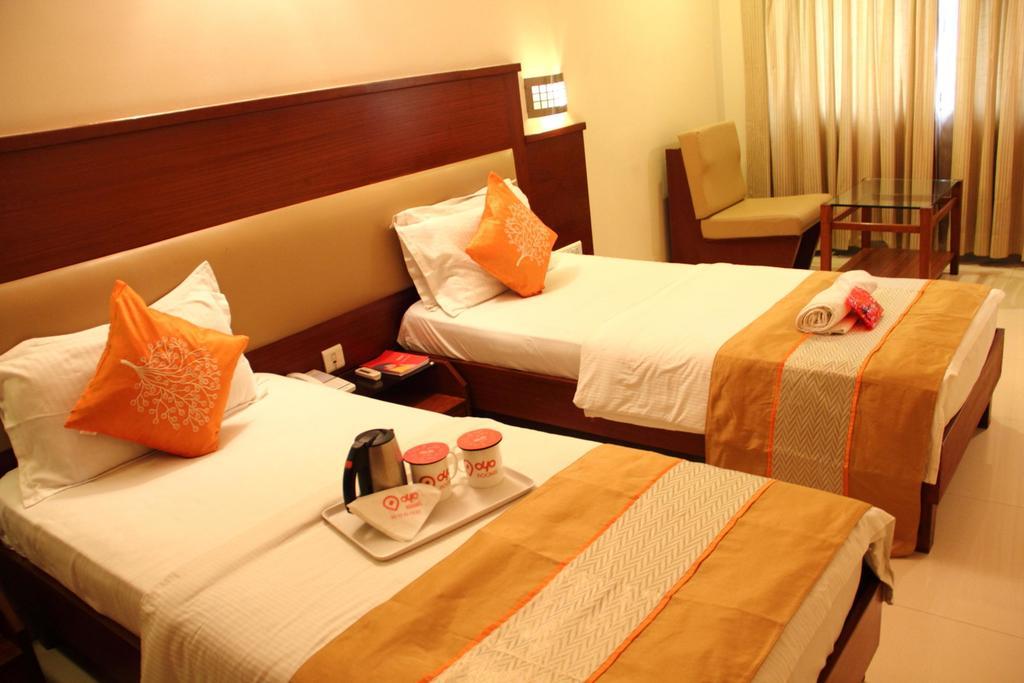 Oyo Rooms Dhole Patil Road 