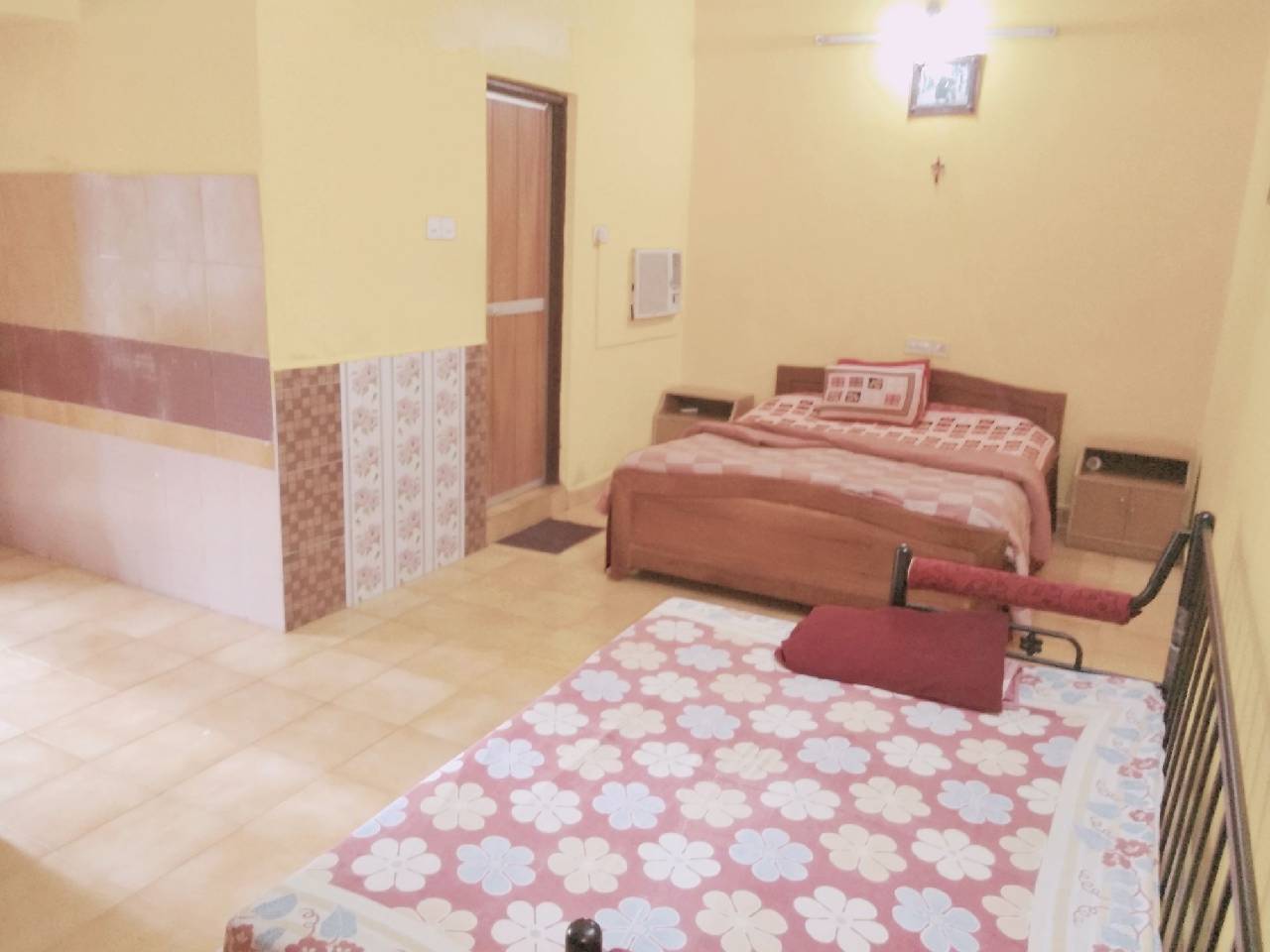 Jes Guest House (جس گست هاوس) 