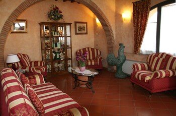 Antica Pieve B&b Lobby Sitting Area