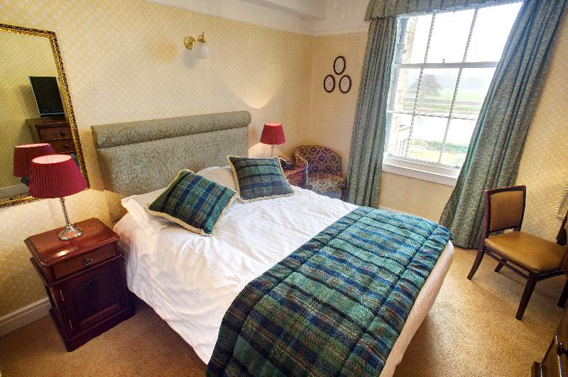 Ednam House Hotel Room