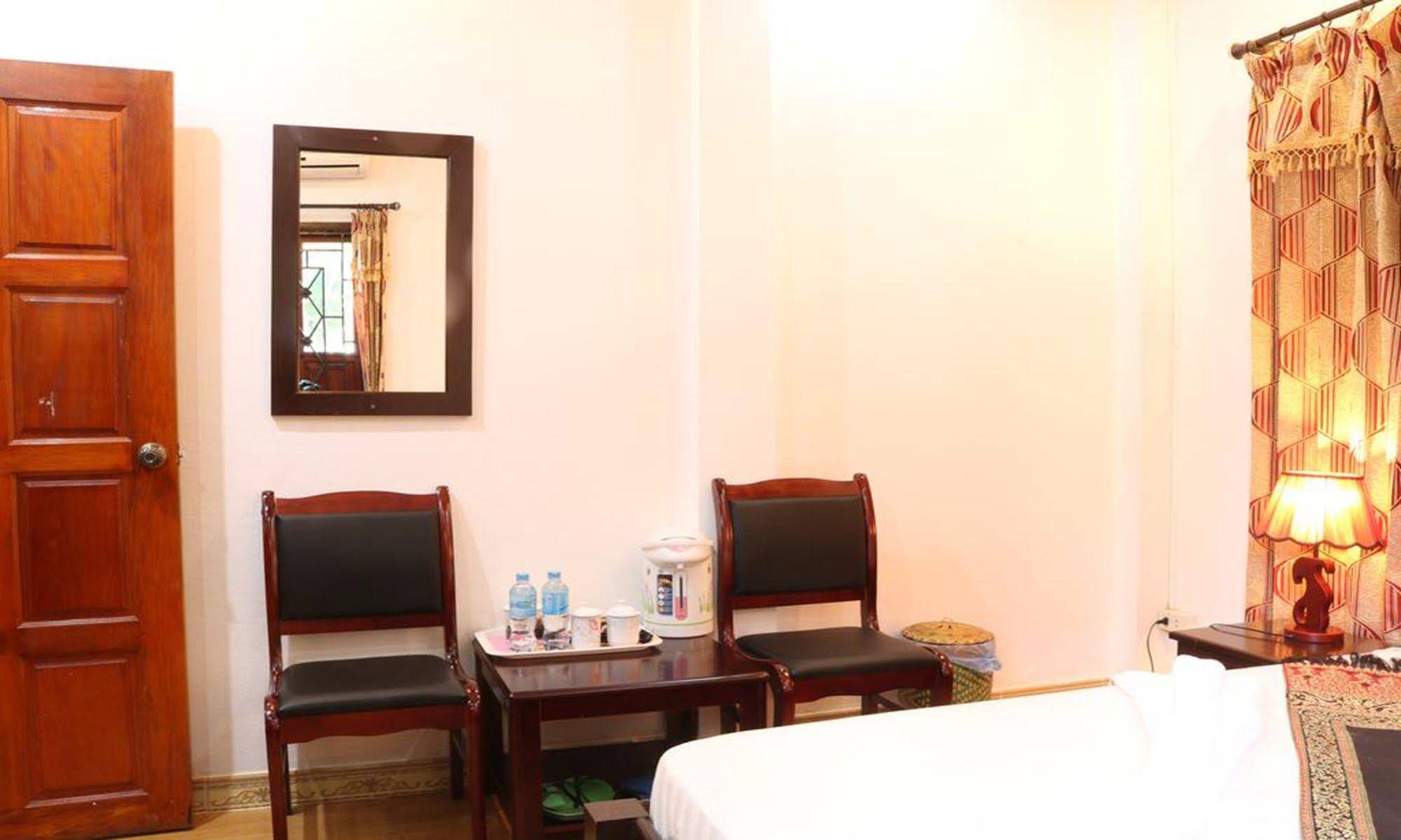 Singharat Guest House 