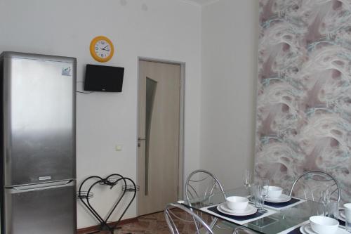 Hostel On Adoratskogo 1a 