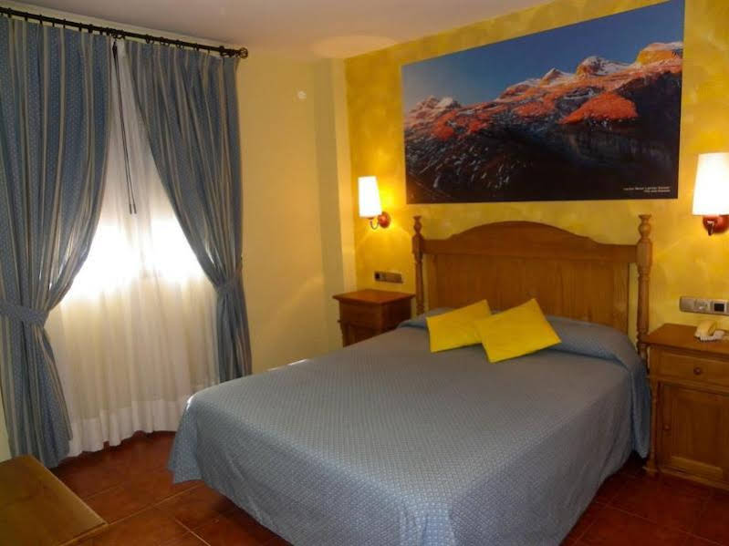 Hotel Arnal 